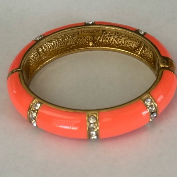 J.CREW ORANGE ENAMEL & RHINESTONE OVAL BANGLE HINGED BRACELET - Picture 13 of 13